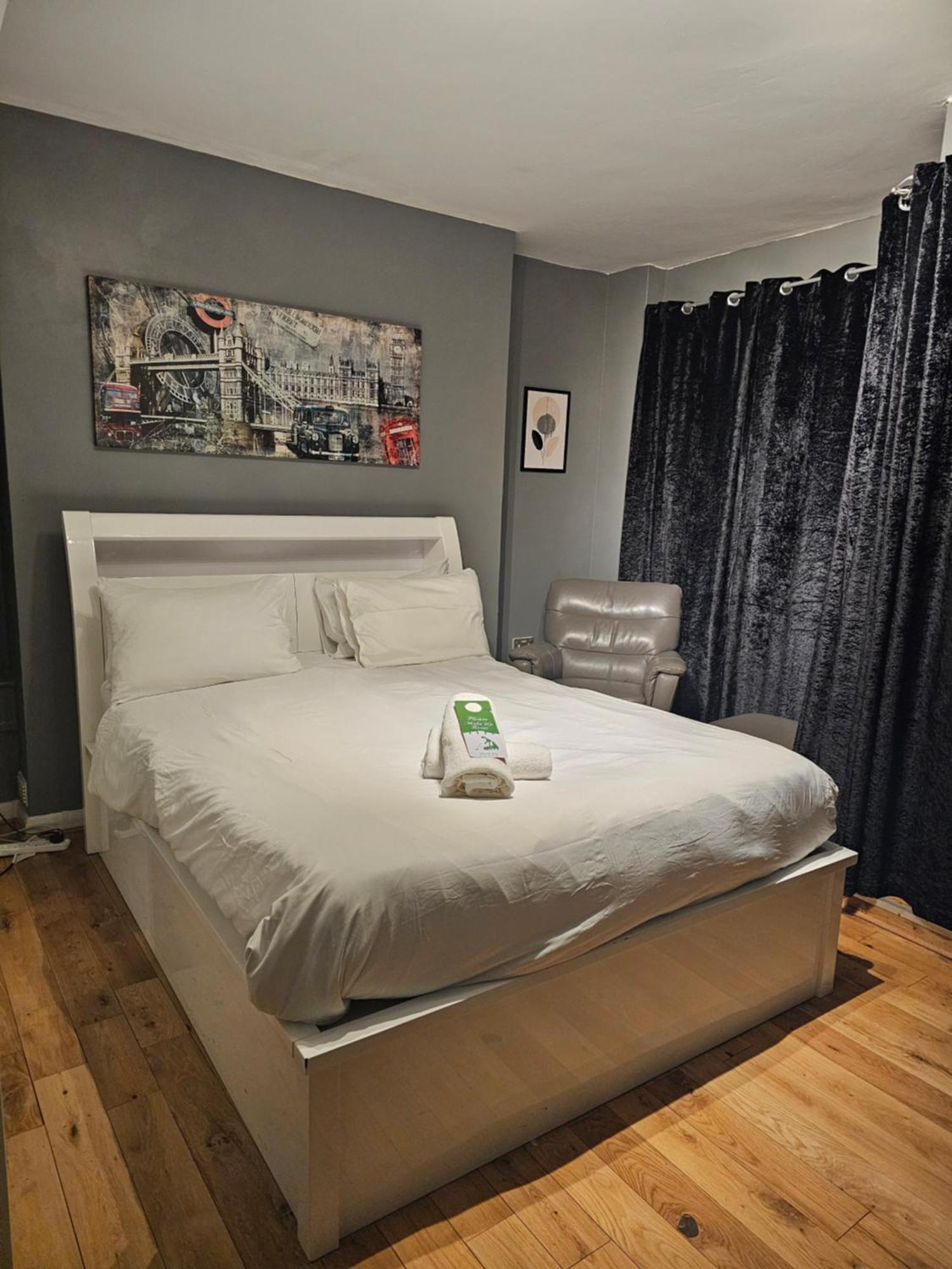 Umbrella Woolwich Homestay