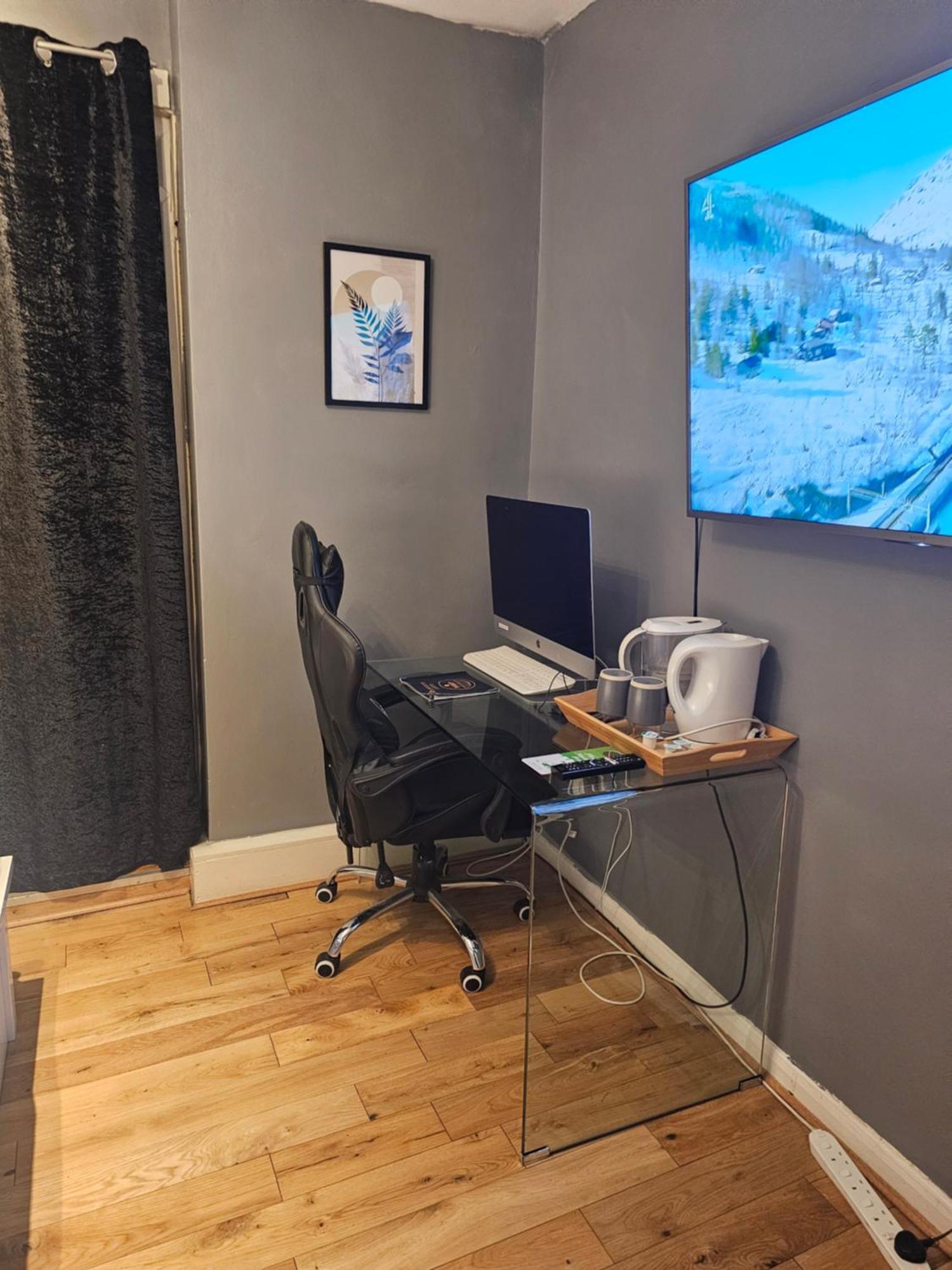 Homestay Umbrella Woolwich London