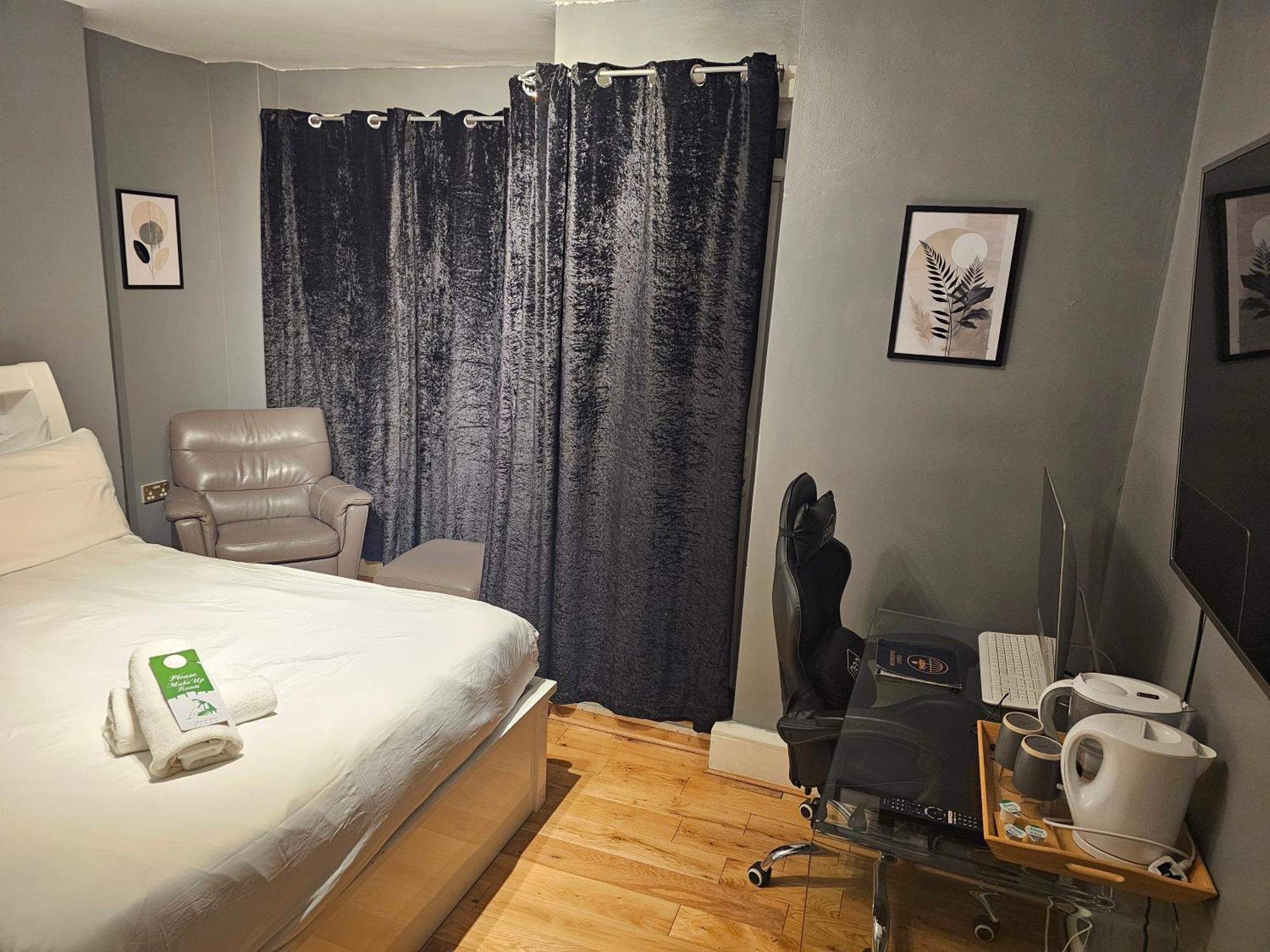 Homestay Umbrella Woolwich London