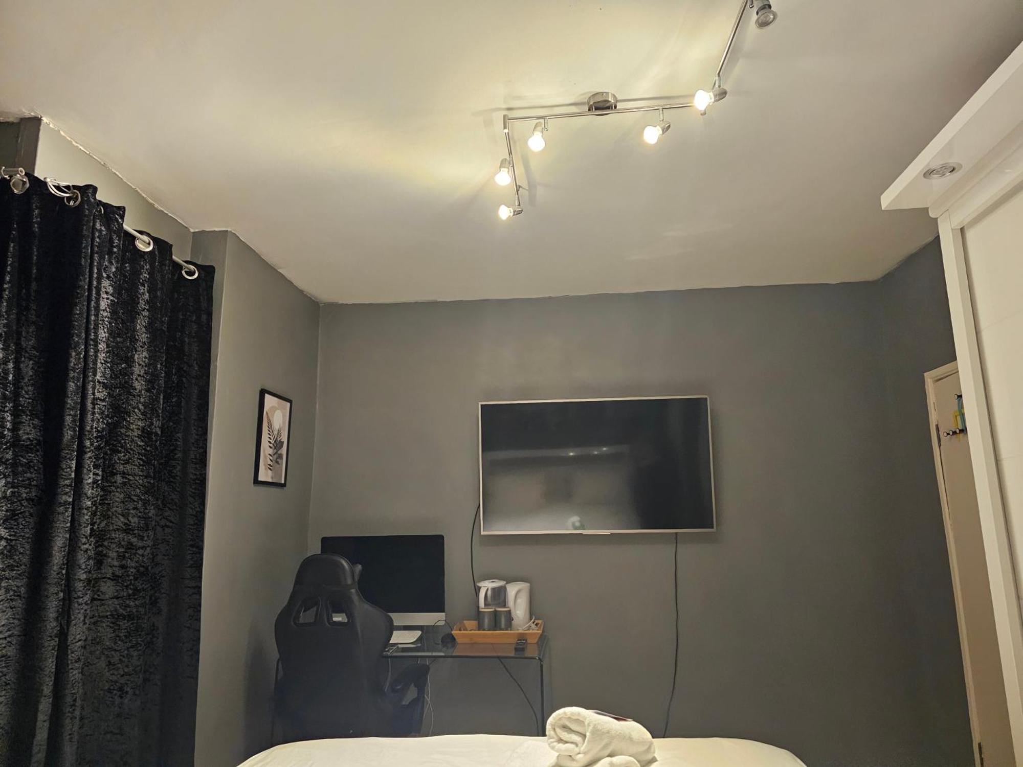 Homestay Umbrella Woolwich London